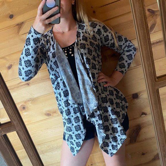 Open front Southwest cardigan and jacket sweater - Picture 2 of 4